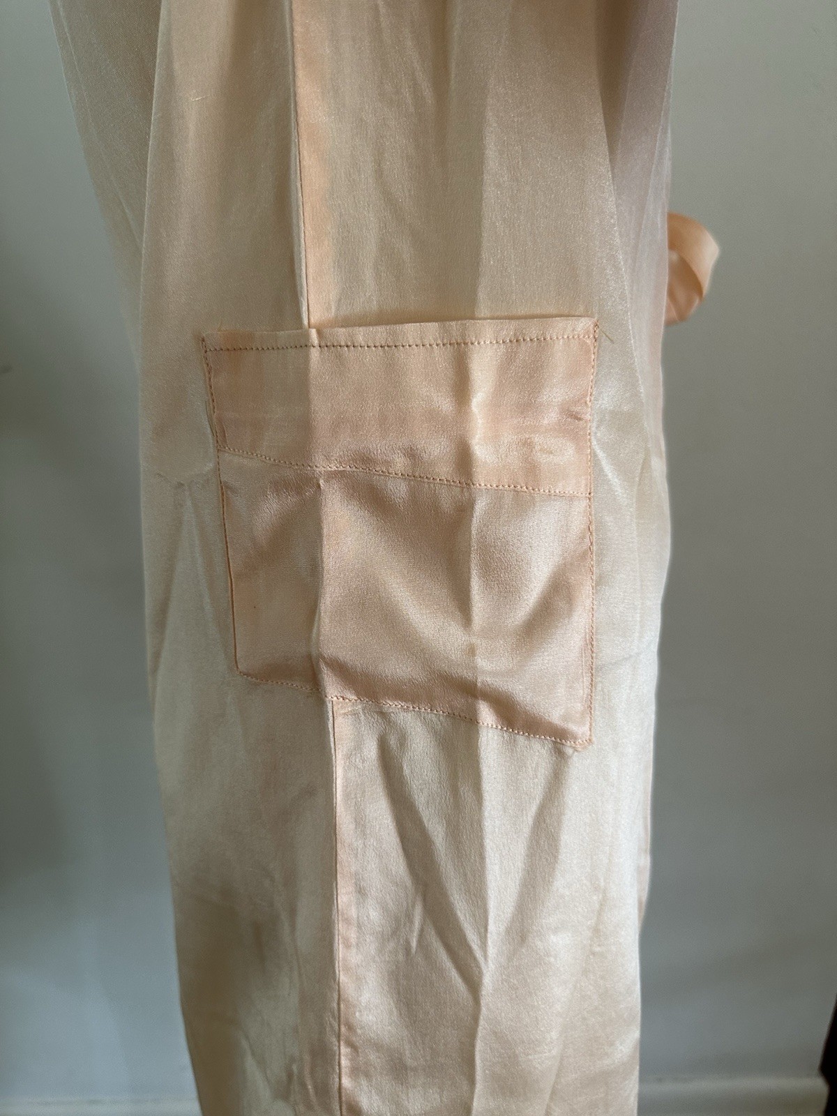 1930s 40s Peach Rayon Satin Robe Art Deco Wrap Boudoir Dressing Gown S Vintage