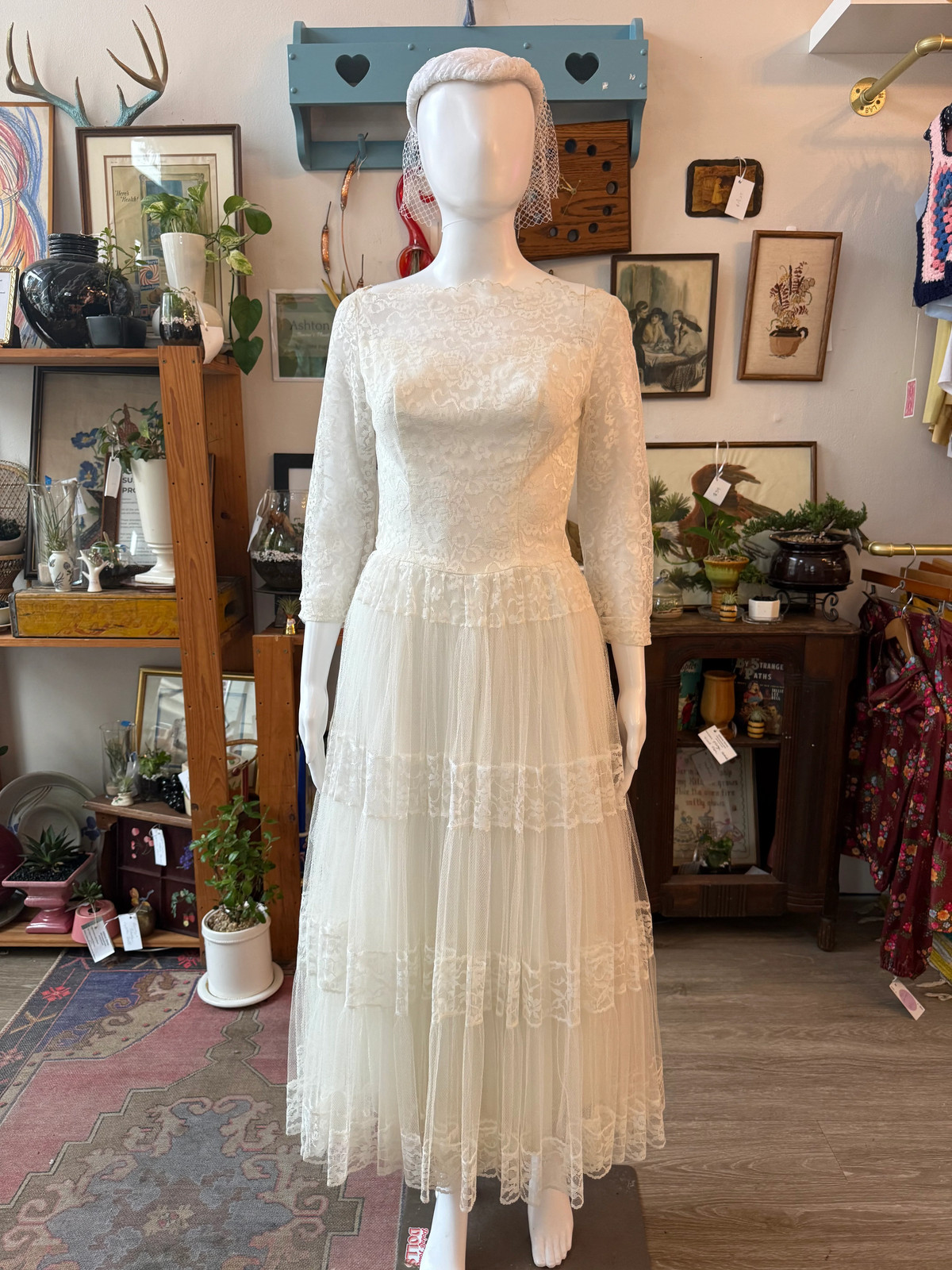 1950s Ivory Lace Tea Length Wedding Dress
