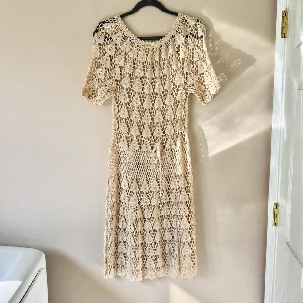 Vintage 70s Crochet Dress Cream Tan Midi Scoop Neck Medium Drop Waist