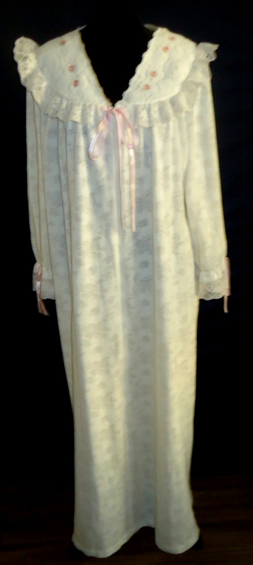 Vtg-70s APPEL USA Women&rsquo;s Maxi Intimates & Sleepwear Embroidery Size-XXL/XXXL