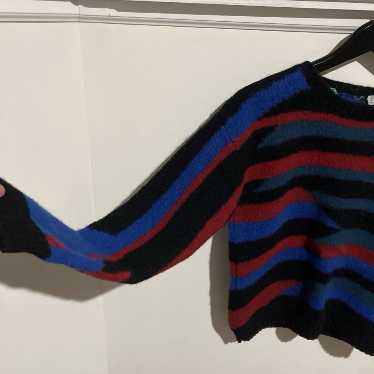 Vintage Women’s Woolen Color Block Pullover Sweater. Good Vintage Condition. Sm.