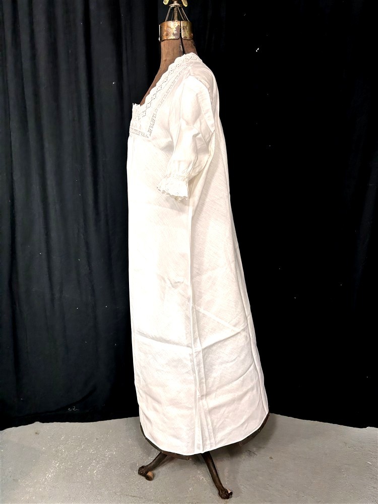 antique nightgown white linen eyelet lace Edwardian bust 46 original 1900-20
