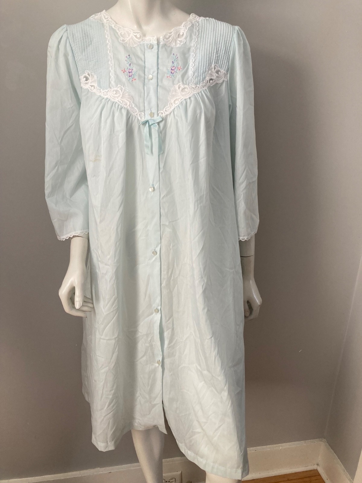 Vintage Barbizon Nightgown Pastel Blue Lace Embroidered small Petite