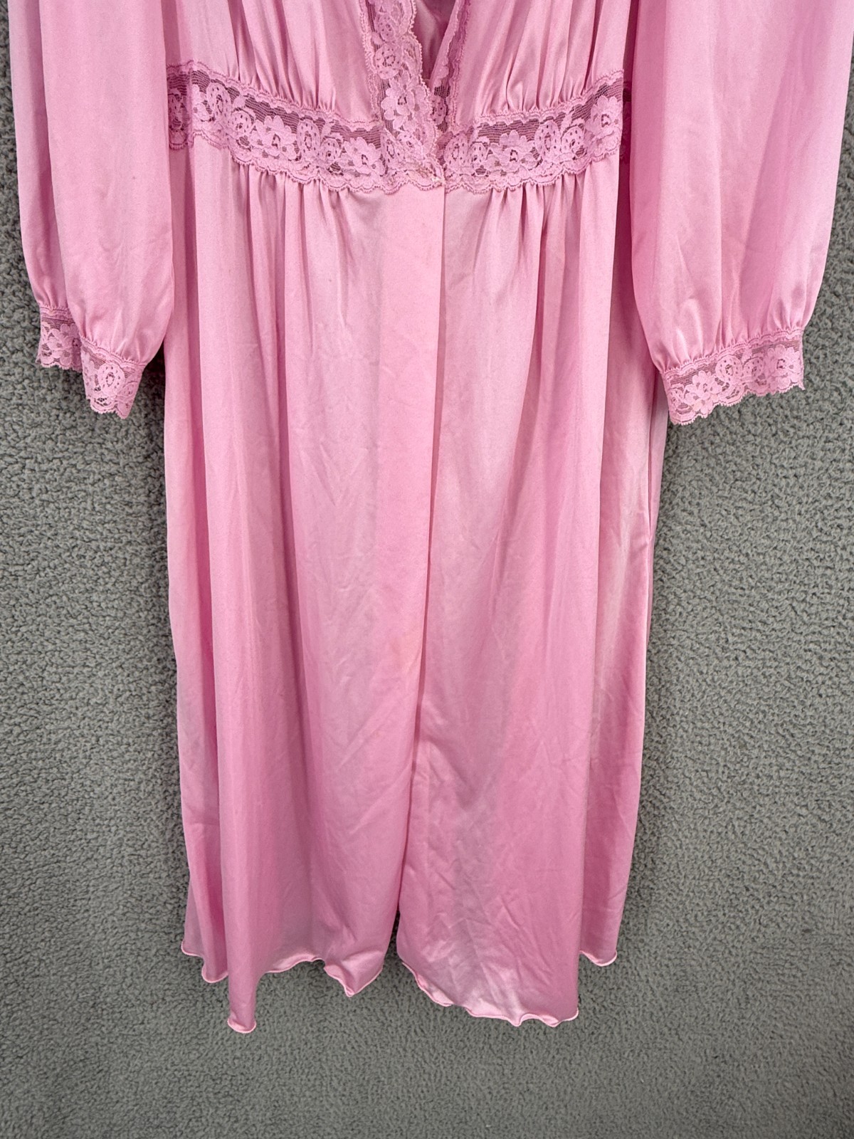 Vintage Shadowline Sz Medium Vintage Nylon Nightgown Lace Accent Stretch V-Neck