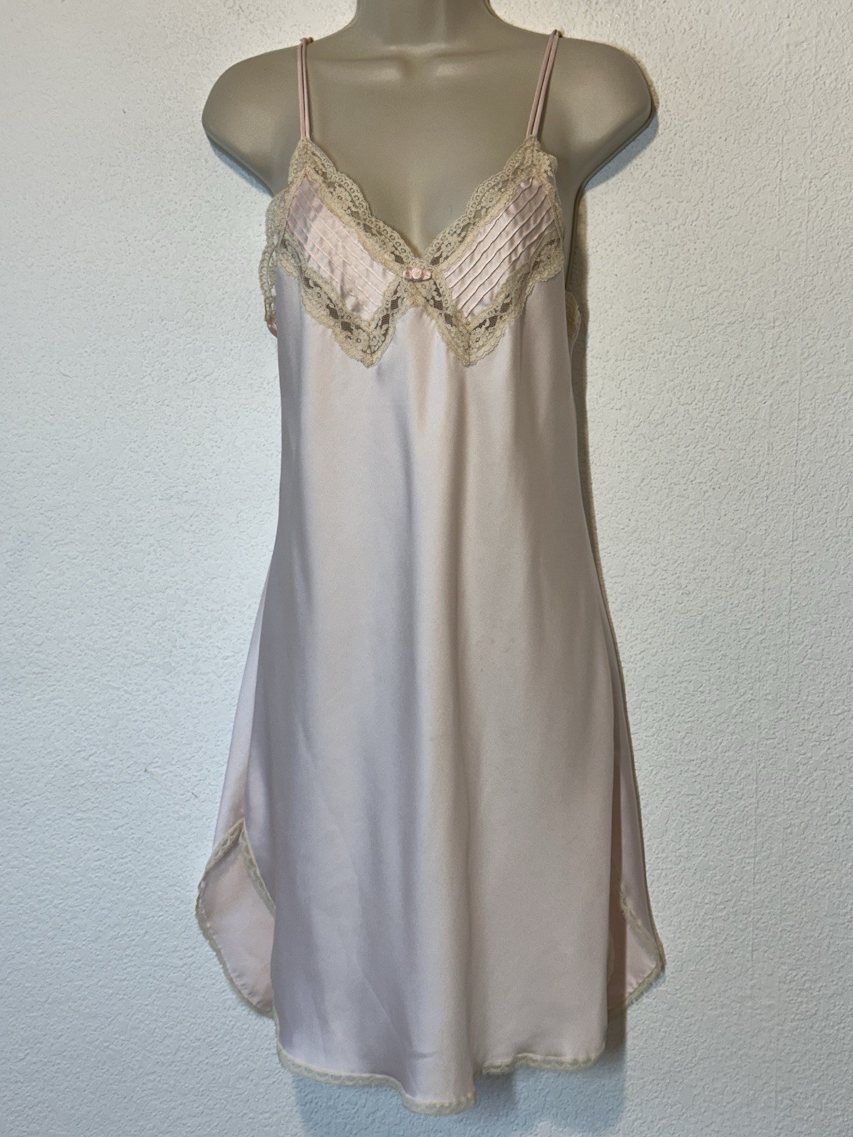 VTG 70s Miss Elaine Pink Satin Slip Dress Nighty #2216 Gold Union Tag USA