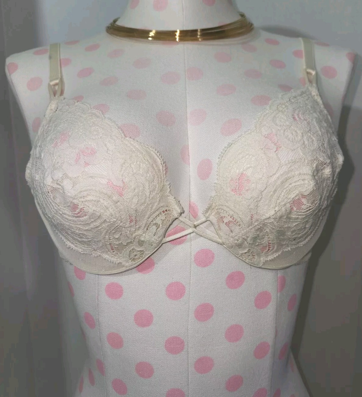 Vintage Victoria&rsquo;s Secret Gold Label IVORY Lace Bra 70817-Size 34B – USA Made