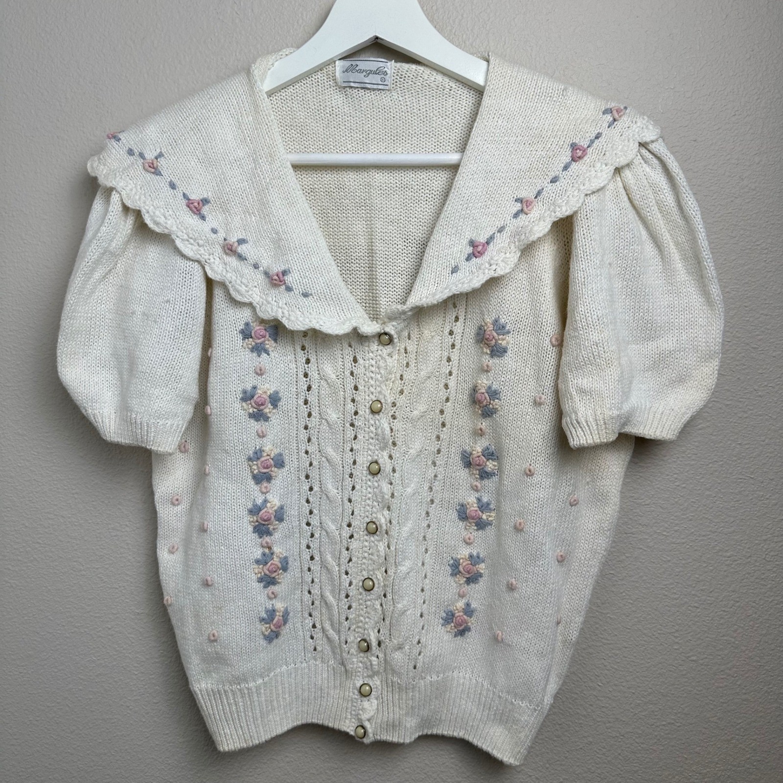 Vintage Floral Embroidered Grandmacore Cardigan Sweater Cream Puff Sleeve Medium