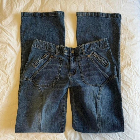 Guess Vintage bootcut jeans mid to low rise Size 32