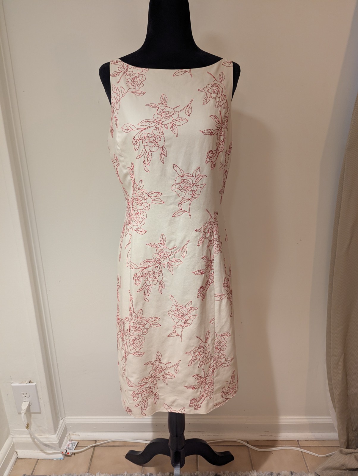 Vintage 1990s Ann Taylor Cream Dress Embroidered Red Rose Size 8P Silk Blend