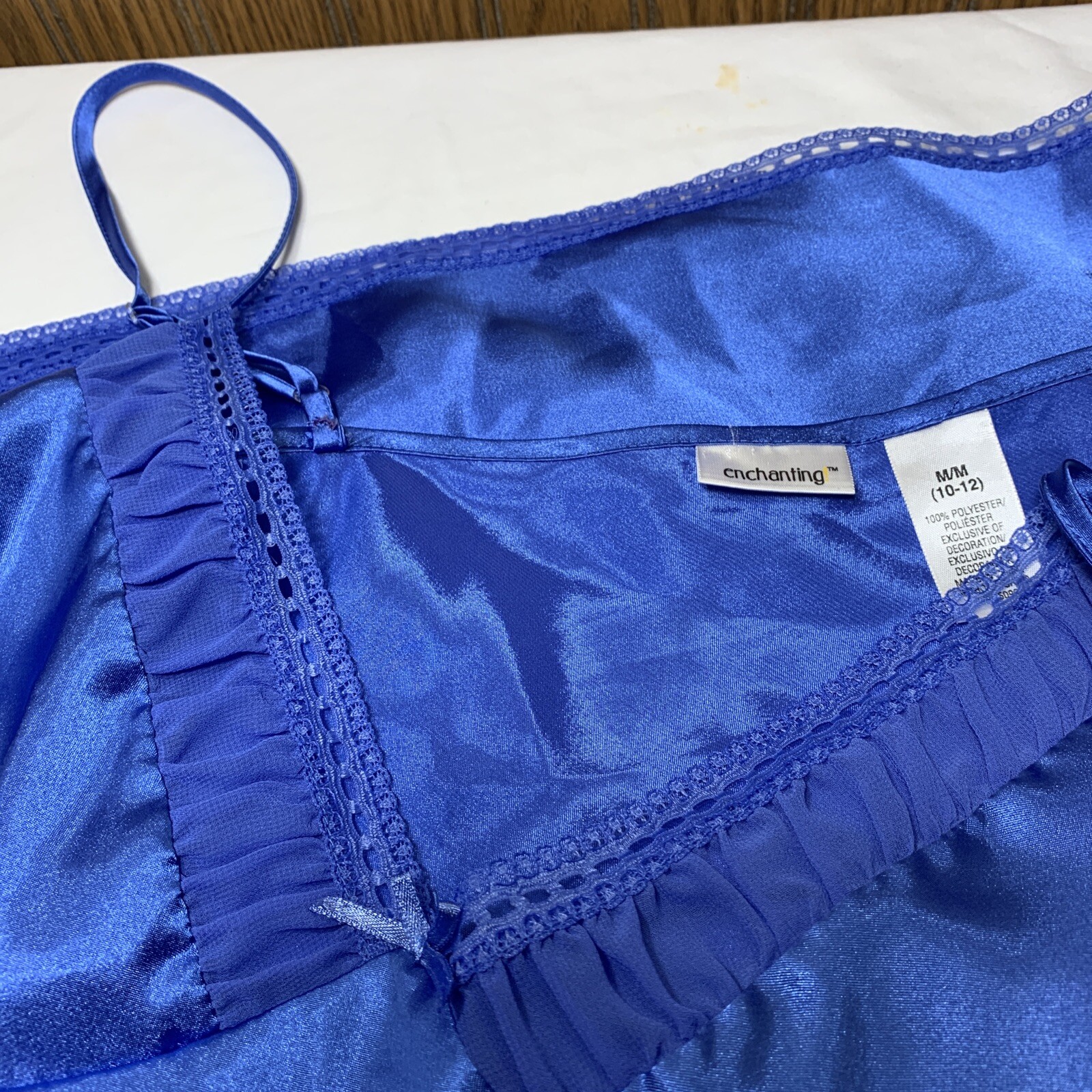 Enchanting Liquid Satin Cami Top Camisole Shirt Size Medium Glossy Sapphire Blue