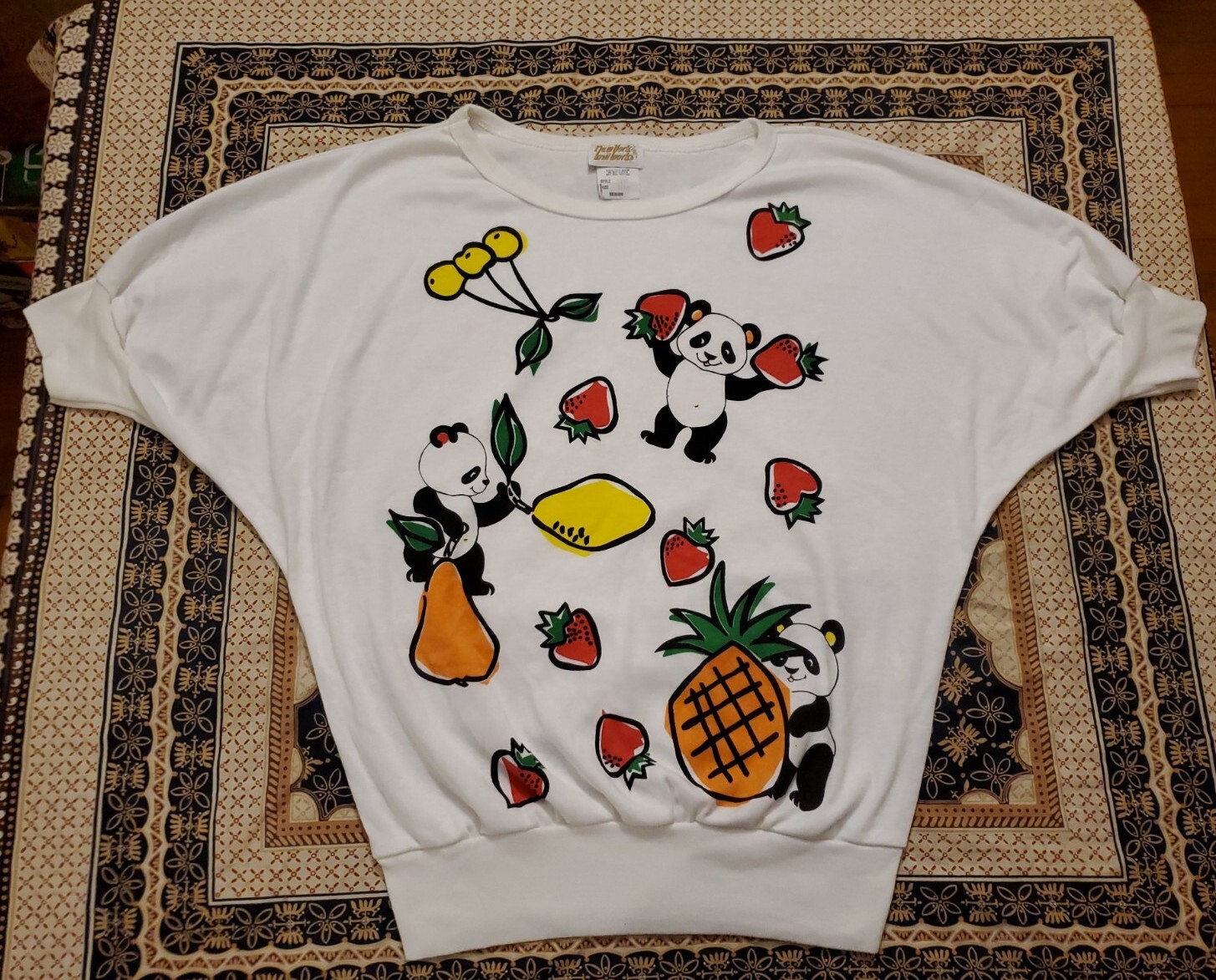 NOS VTG NEW YORK KNITWORKS Dolman Sleeve Shirt DEADSTOCK Pandas & Fruit CUTE! Md