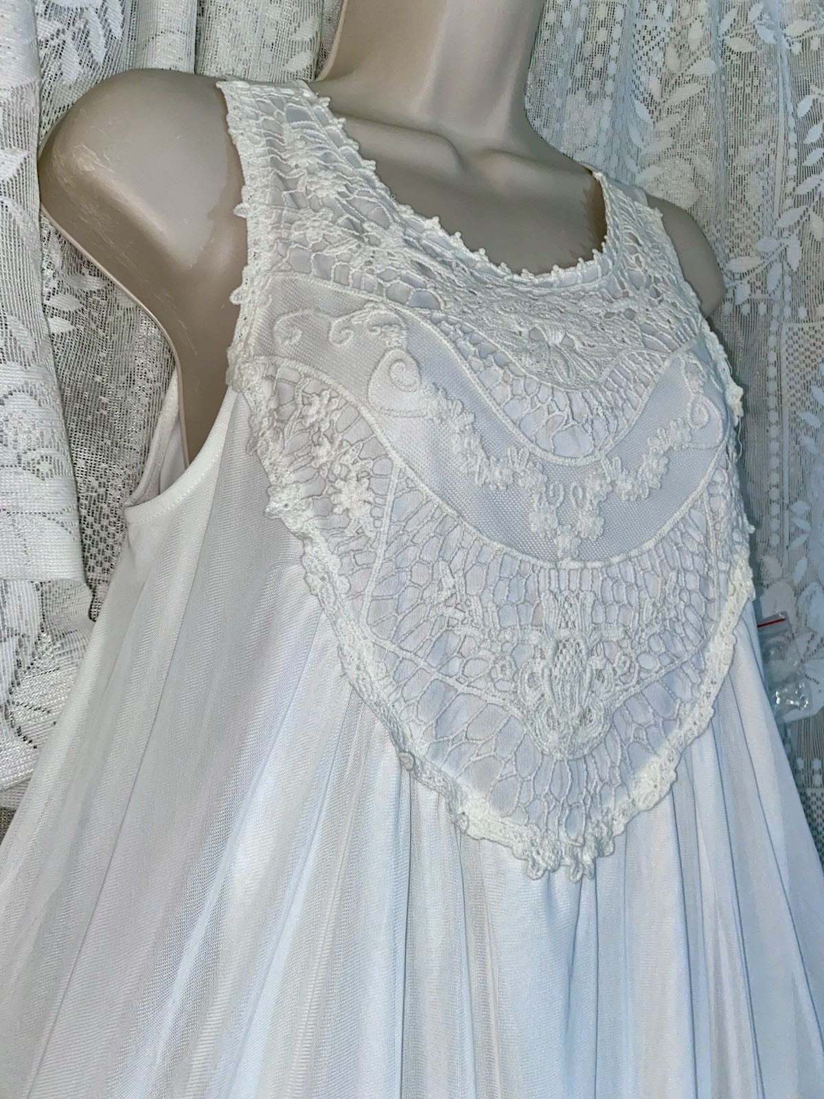 VTG Design NWT L FANCY Bridal BOHO Snow White Nightgown Negligee Nightie