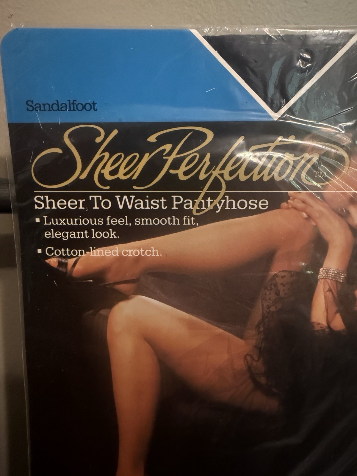 Vintage Montgomery Ward Sheer Perfection Pantyhose Black Medium NOS USA Made