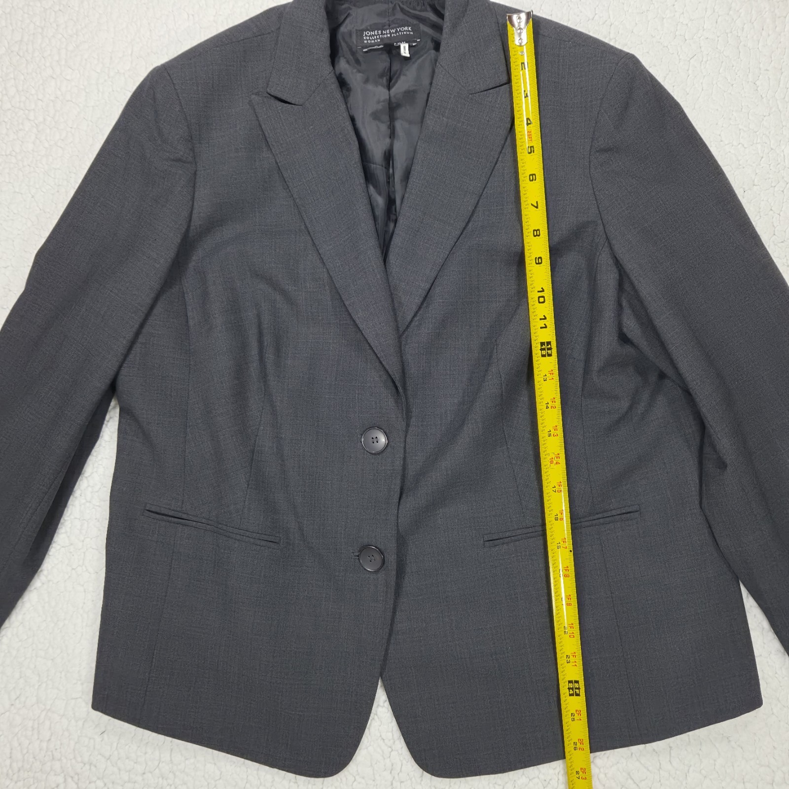 Jones New York Blazer Size 18 Lined Black 2 Button Business Classic Easy Care
