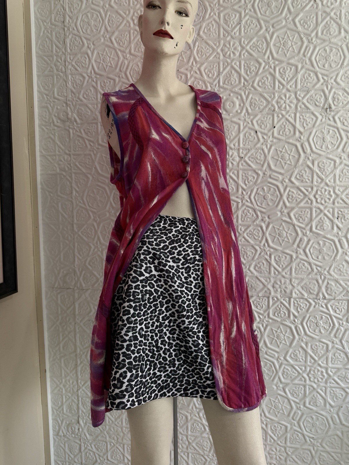 1990s black & white animal print mini skirt-vampy-vintage-USA made stretch-