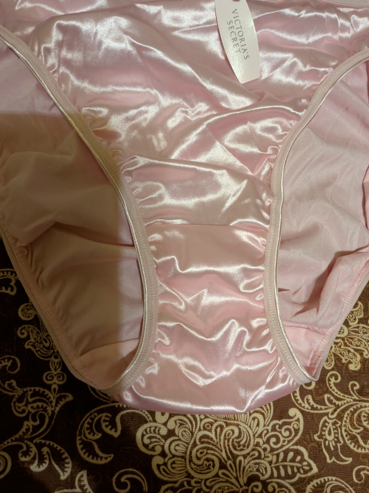 Vintage Victoria&rsquo;s Secret Satin Second Skin Signature Brief Panties Size Large