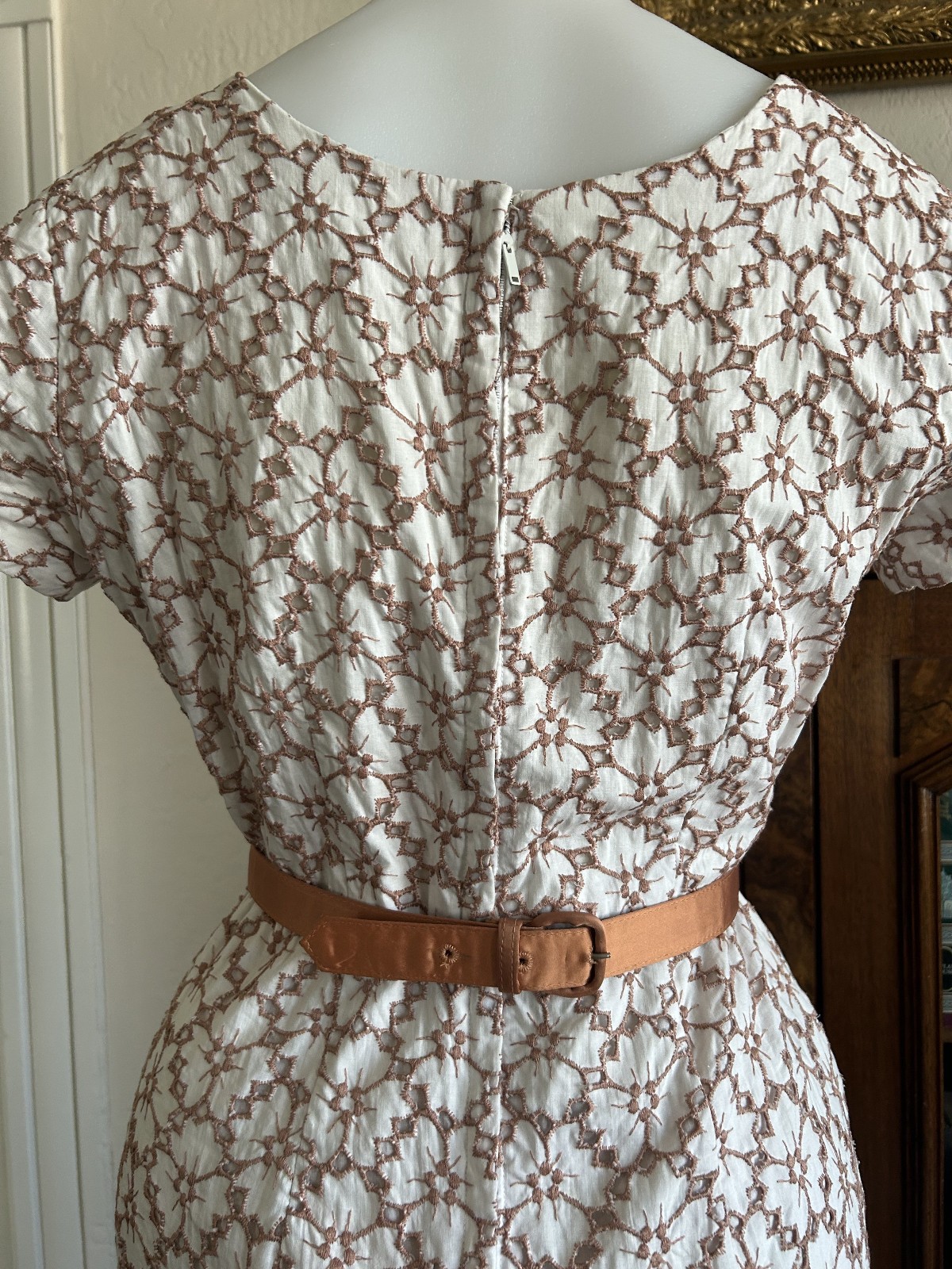 Vintage 1950s 60s White Wiggle Dress Copper Cotton Embroidery Belted Sheath M