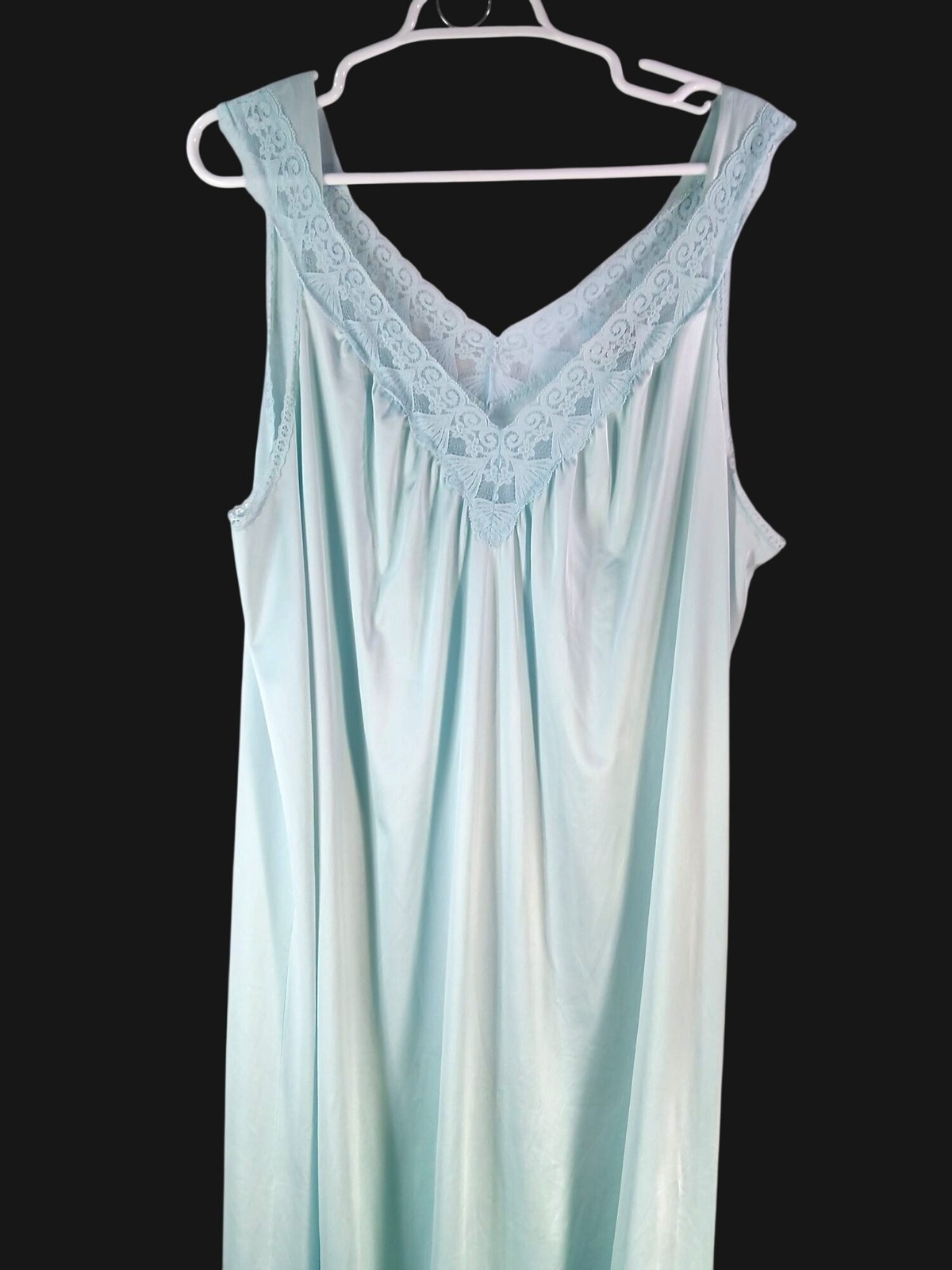 Vintage Vanity Fair Light Green Nightgown Lace Trim Sleeveless Size XL Nylon USA