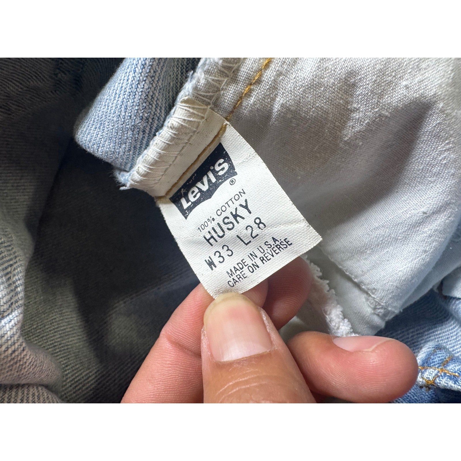 Vintage Levis 550 Orange Tab Light Wash Relaxed Tapered Jeans 33×28 Made in USA