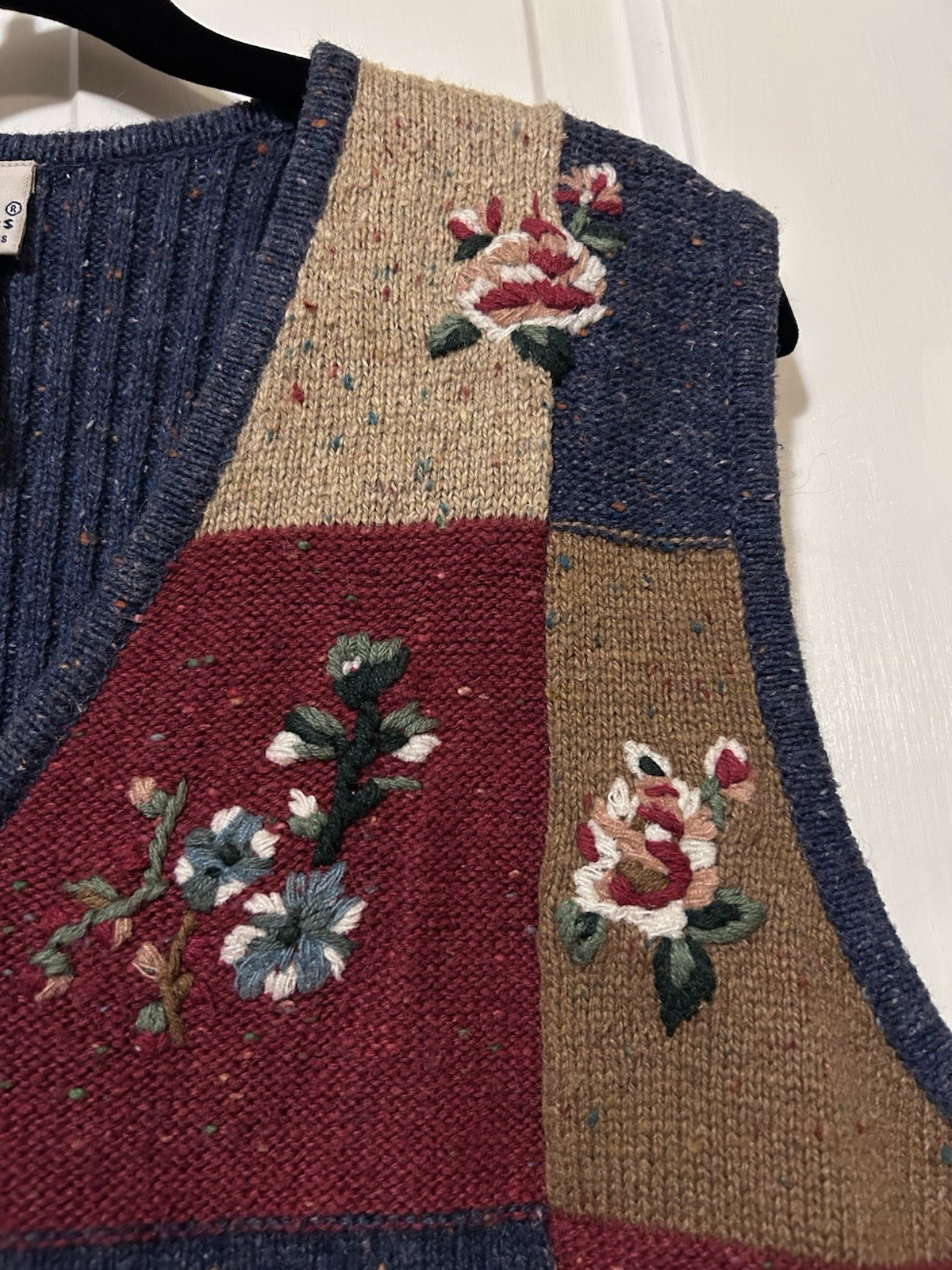 Vintage 90s Patchwork Floral Sweater Vest Grannycore Teacher Grandma Cottagecore