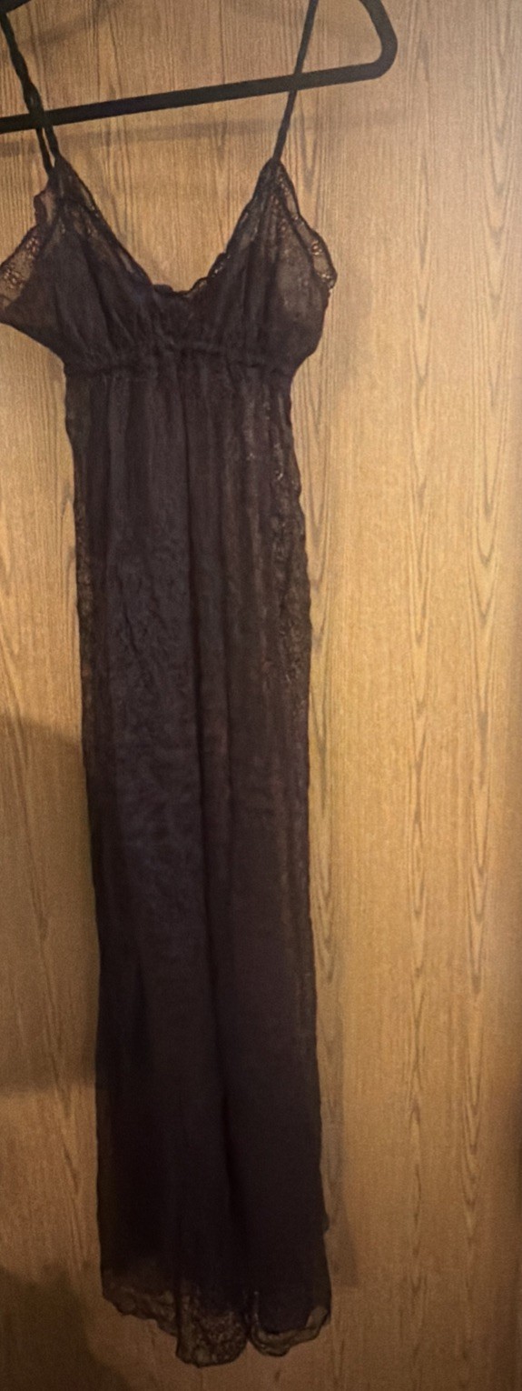 VTG Lingerie Flair Black Burgundy Sexy Sheer Nightgown Medium