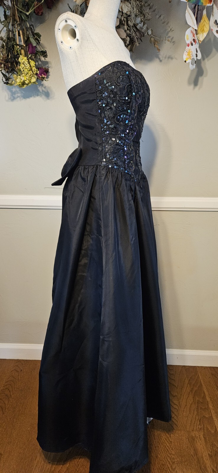 Vintage 1980s Black Gunnesax Strapless Prom Dress With Sequined Bodice Mkd Sz 9