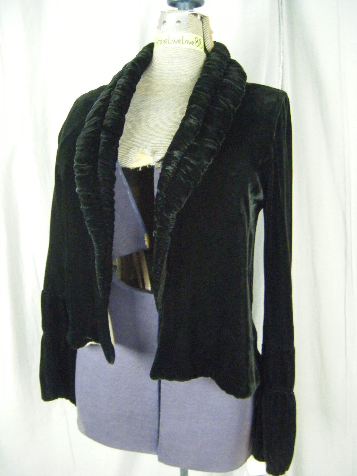 Antique 1920s Black Velvet Silk Bubble Collar Jacket- Bust 33/2XS, repaired