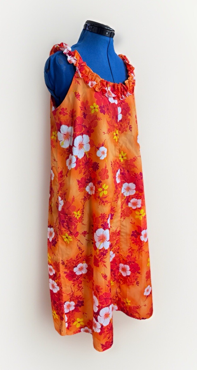 Vintage 70s Hukilau Paradise Hibiscus Floral Red Orange Ruffle Hawaiian Dress