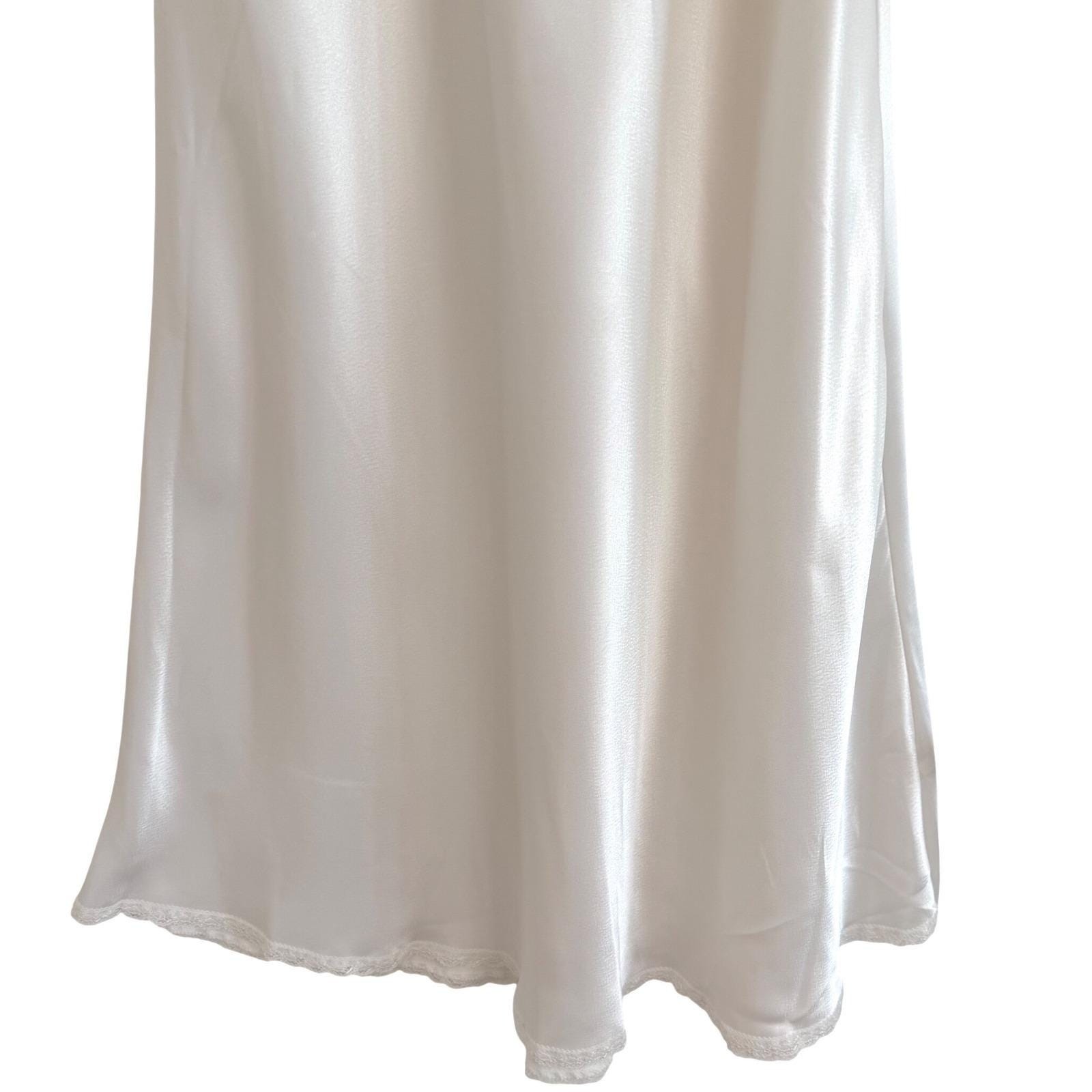 Sara Beth Vintage Cream Satin Nightgown Lace Floral Embroidery Pearl Accent 36
