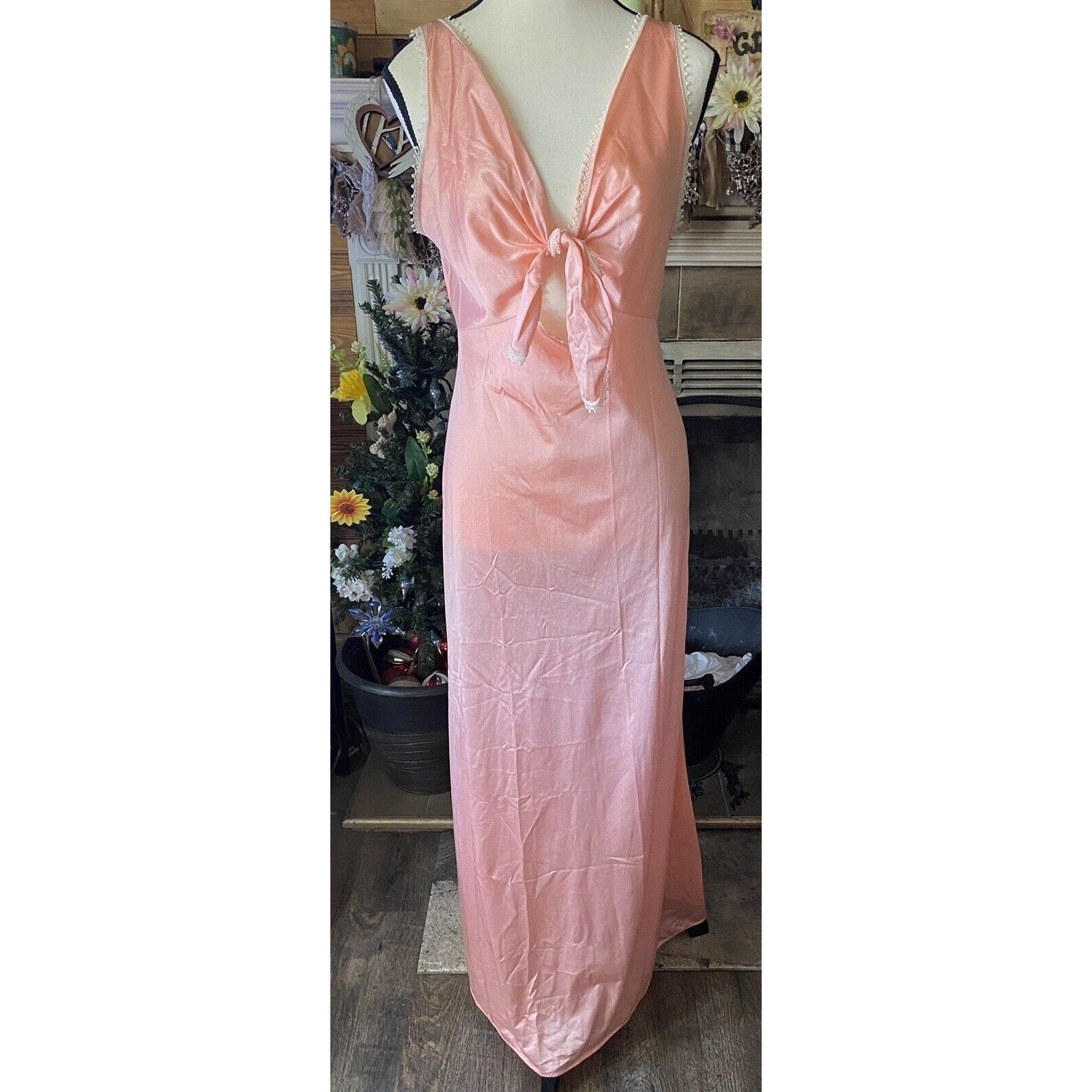 Vintage Montgomery Ward Peach Ivory lace Trim Deep V Tie Front Nightgown Sexy