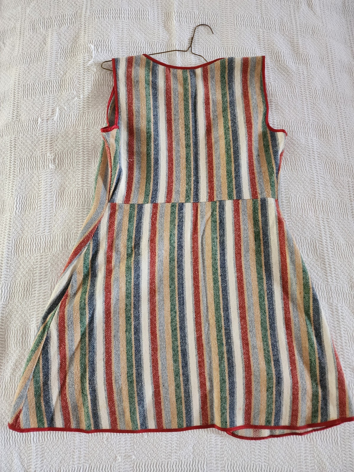 Vintage Multicolor Sleeveless Shift Dress Bohemian Casual Beige Red Green Blue
