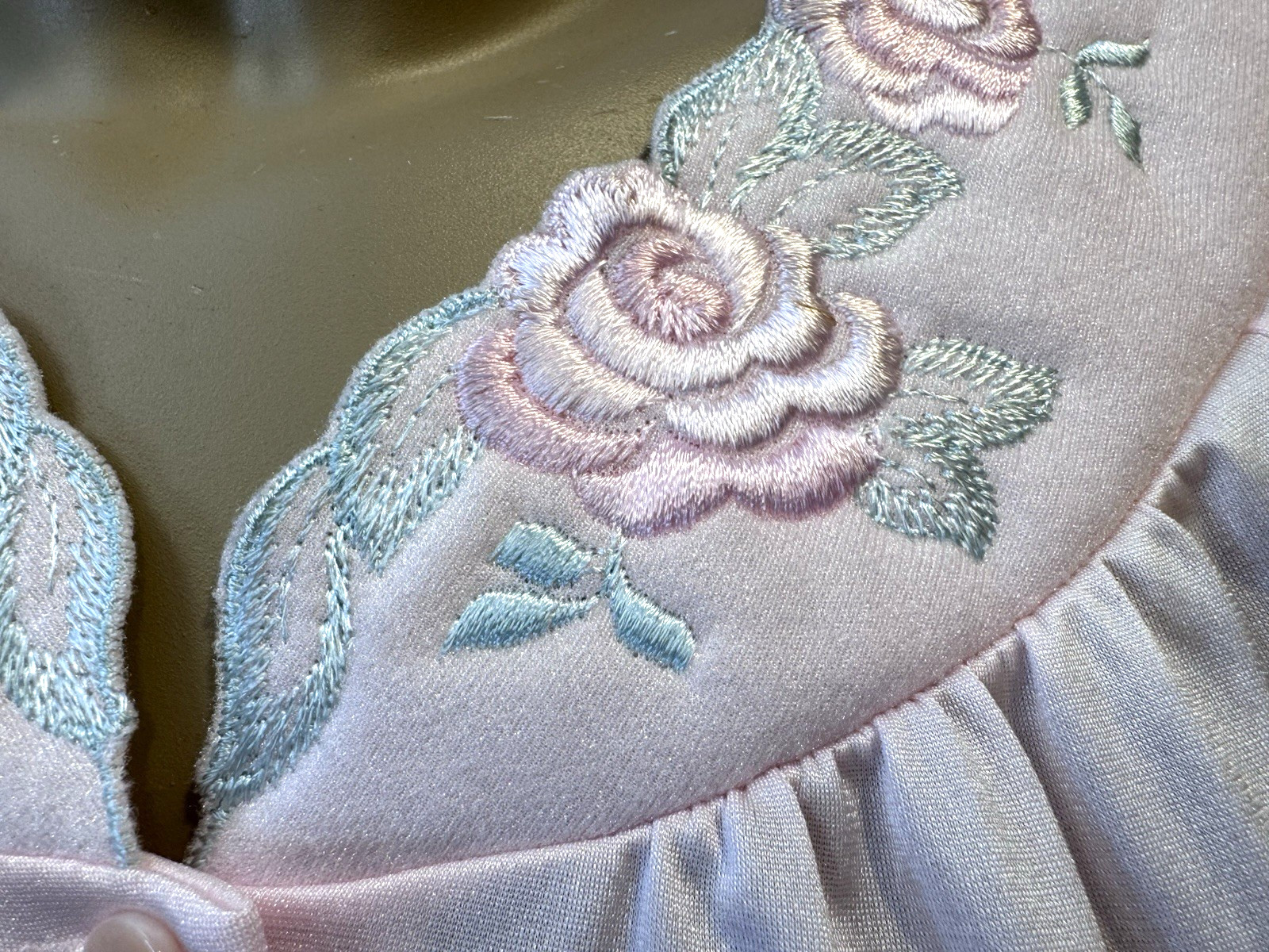Vtg SHADOWLINE Bed Jacket Robe, Pink w/ Embroidery Sz S/M, NOS w/Tag Cottagecore