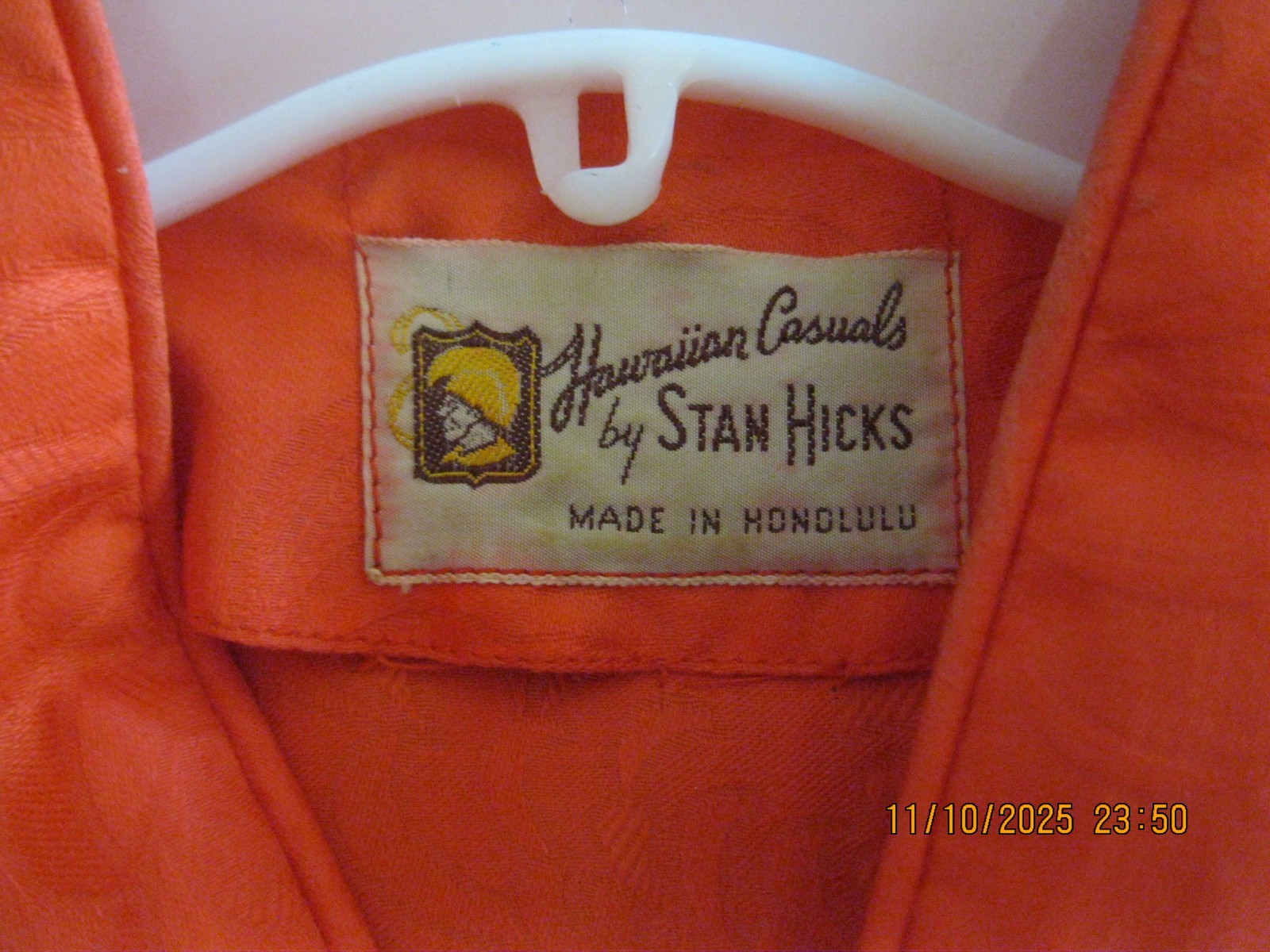 Vintage 1960s-70s Hawaiian casuals by Stan Hicks-Honolulu Orange Rayon Pant Suit
