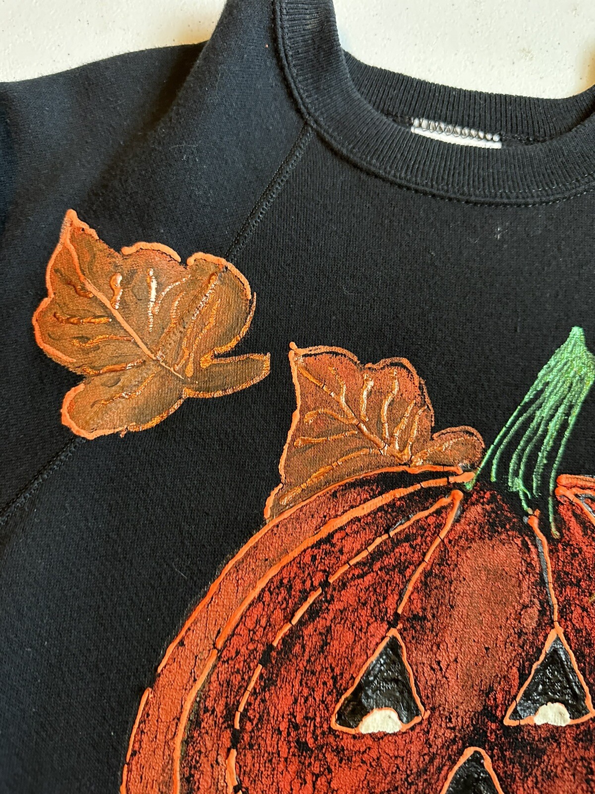 Vintage Jack O Lantern Sweatshirt Halloween Pumpkins Large Hand Painted Kitschy