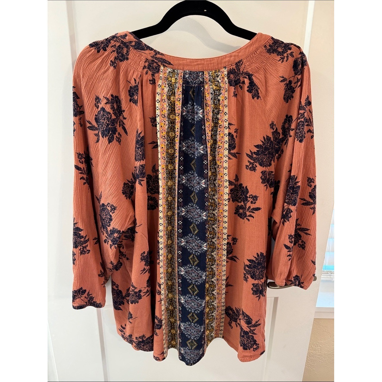 Boho Rust Floral V-Neck Peasant Blouse Navy Patterned Center Puff Sleeve Top