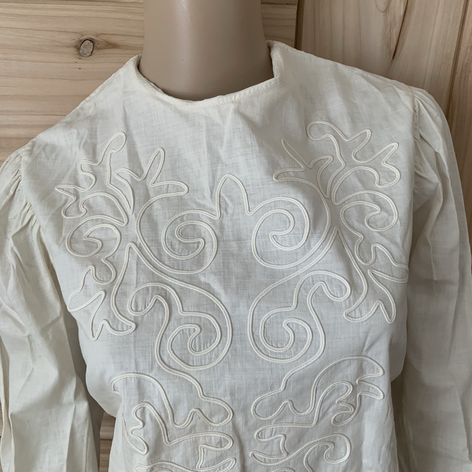 Unusual Find! Early 1900s Cotton Spring Summer Blouse With Piping Detail