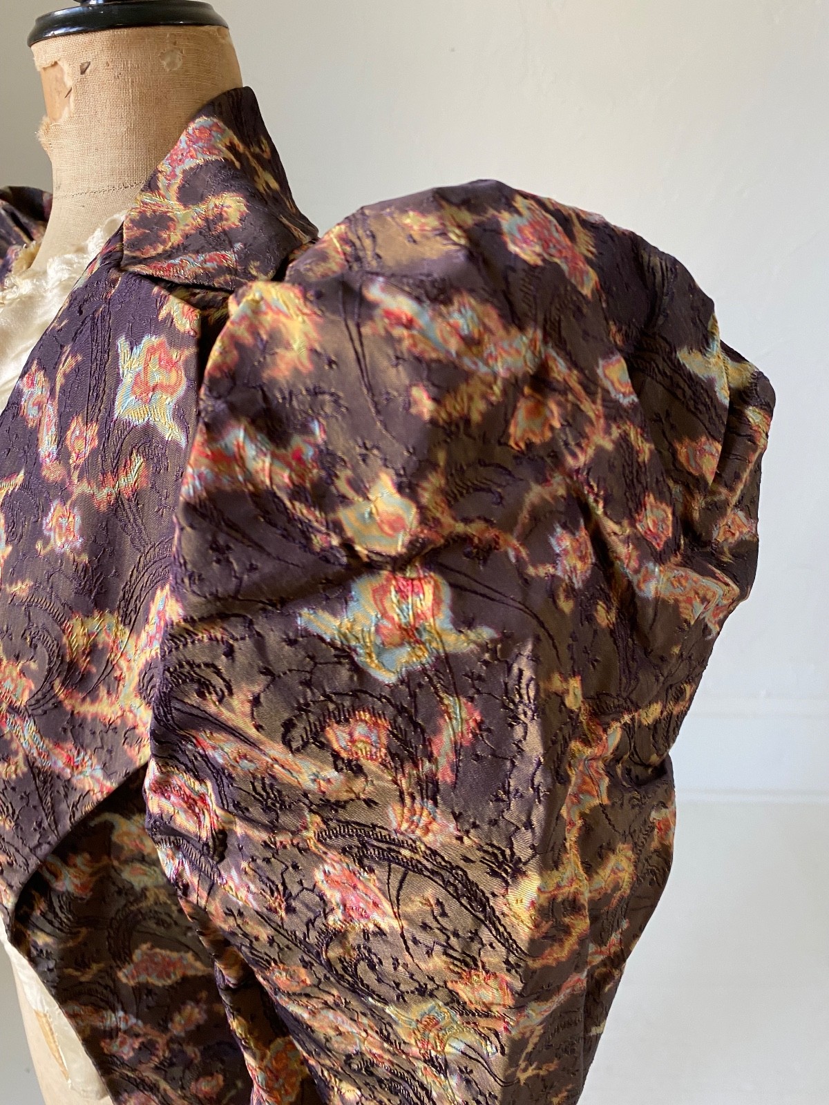 1890s Silk Jacquard Bodice Watercolor Print Puff Sleeves Antique Victorian XS
