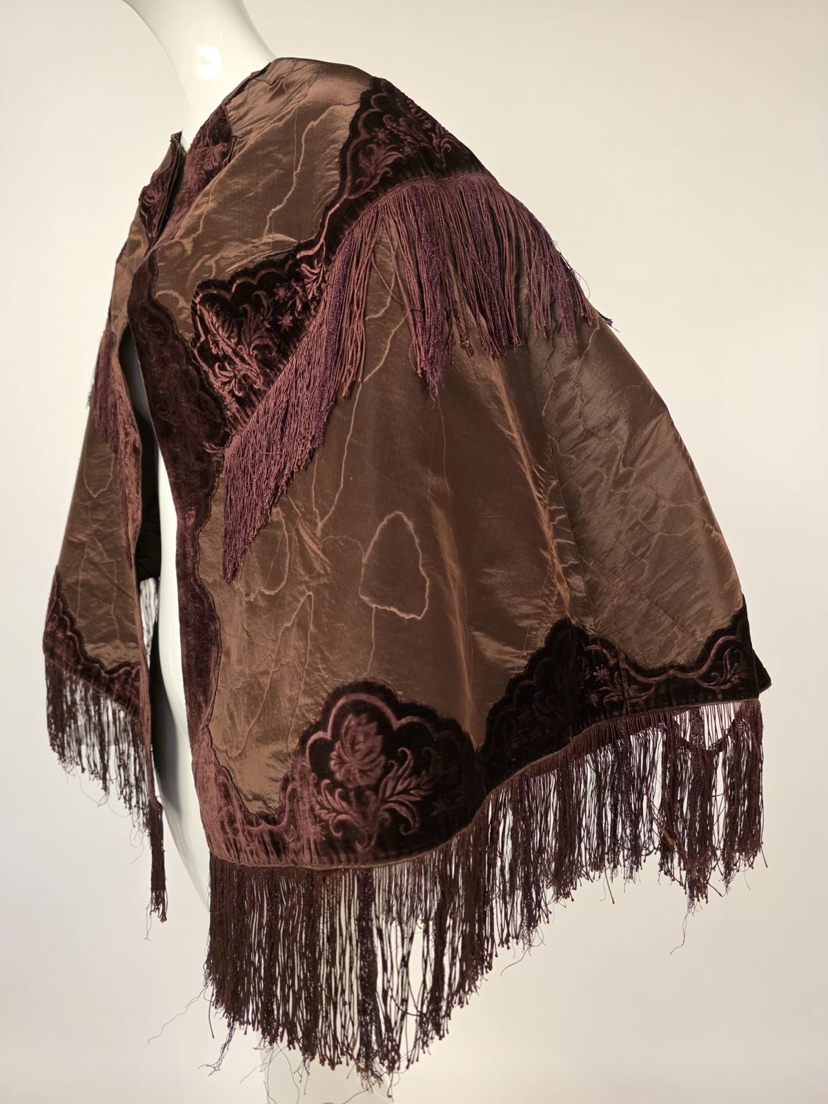 CIVIL WAR 1860’S WATERED SILK MOIRE + SCULPTED VELVET CAPE W FRINGE FOR DRESS