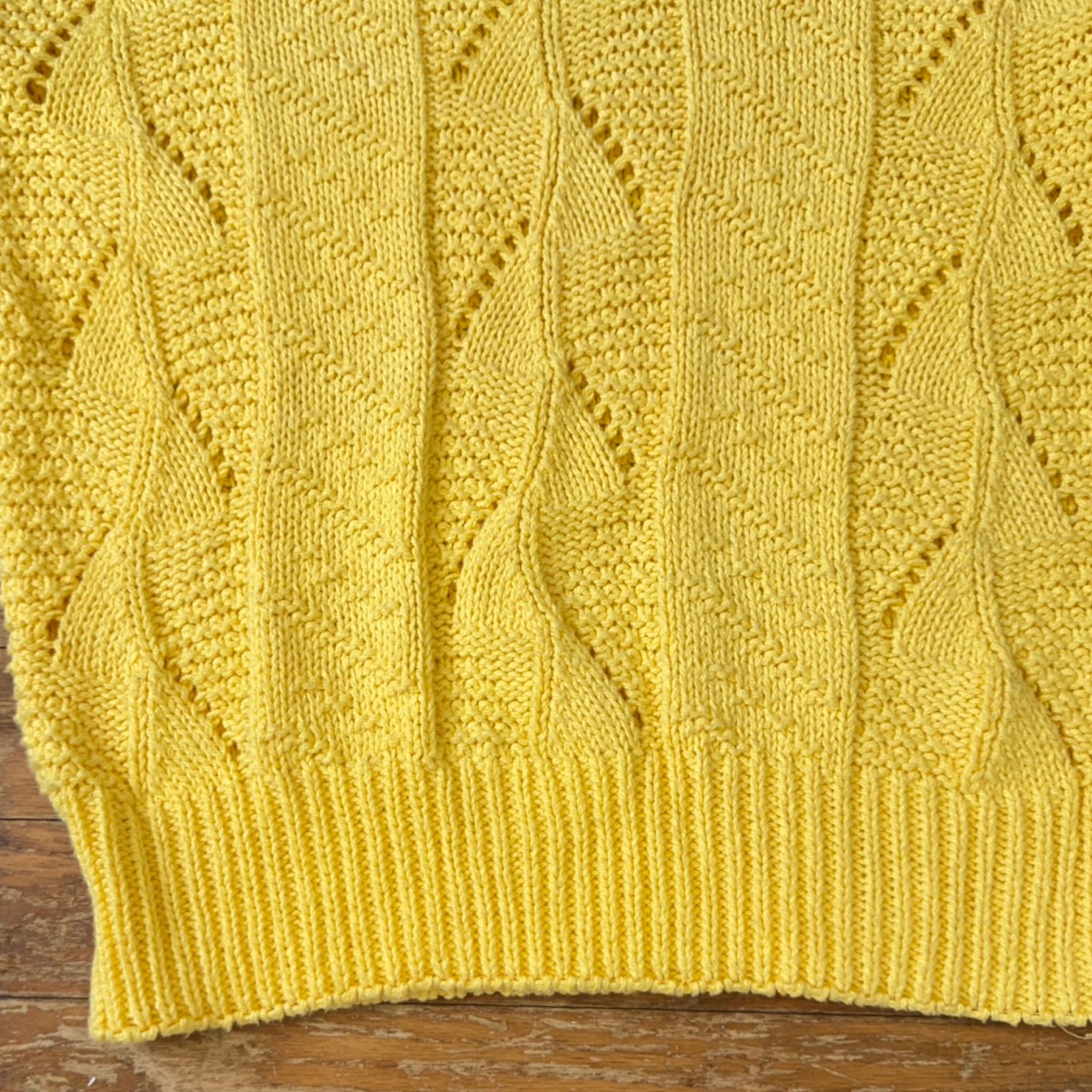 Vitnage Yellow Knit Cotton Eyelet Top Size Small 70s Cableknit Shirt Scoop Neck