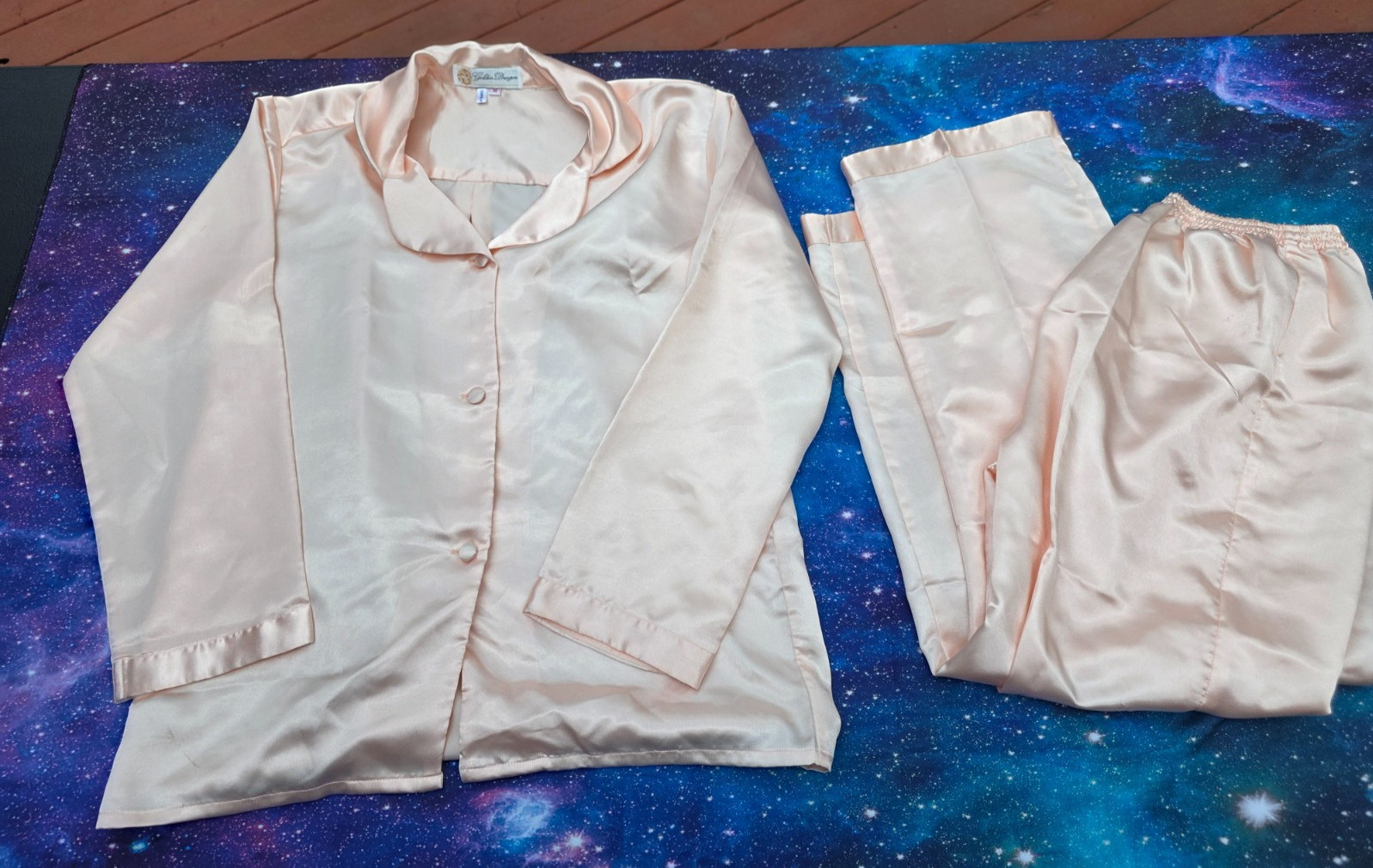 GOLDEN DRAGON Vintage women&rsquo;s Pajama pjs set pants shirt peach 100% silk medium