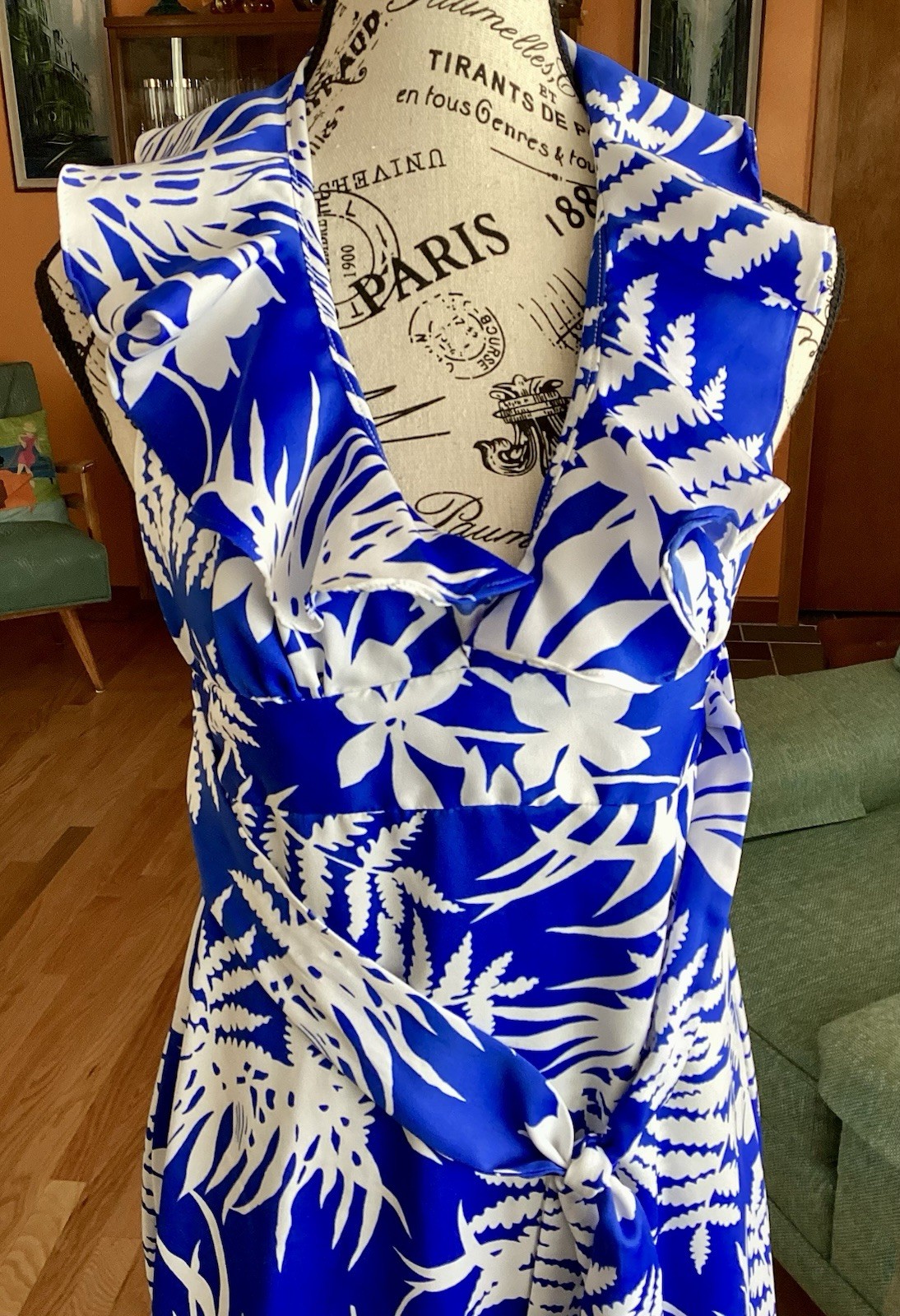70s Pomare Ruffled Halter Top Hawaiian Maxi Dress – Vintage sz 8 –