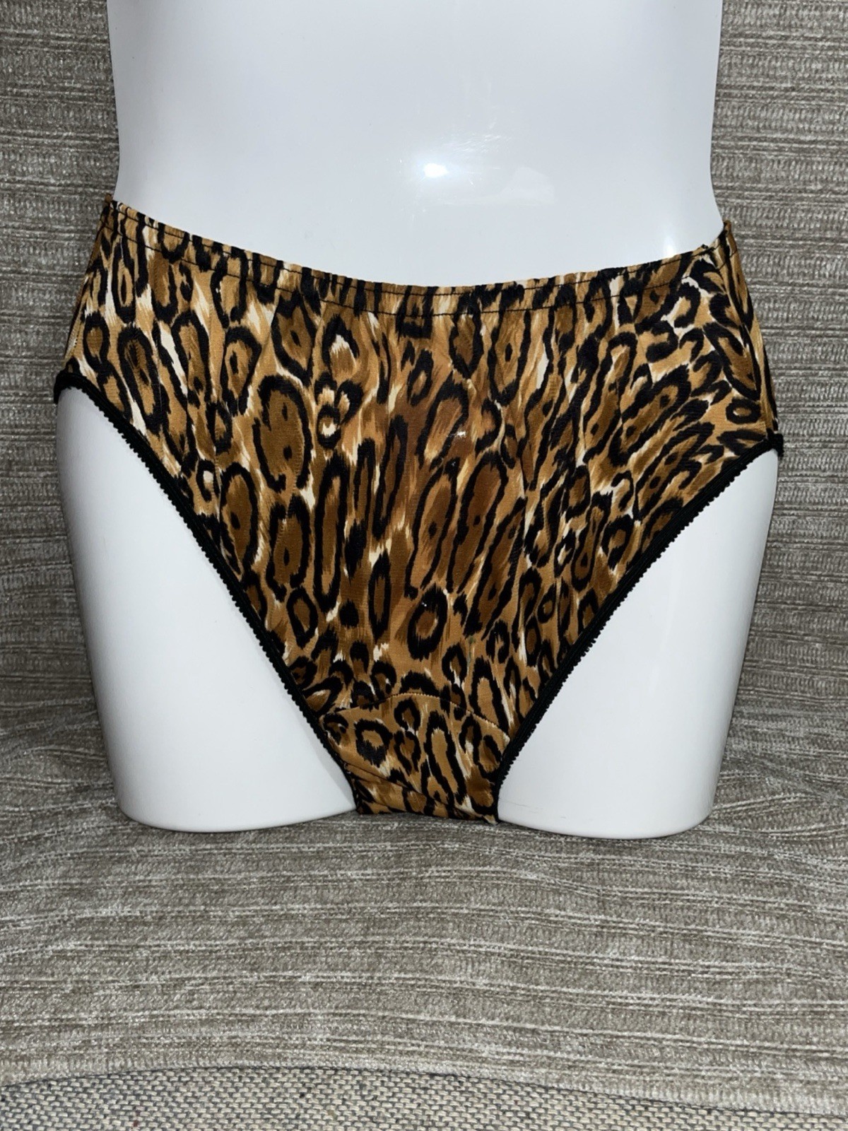 Vintage 60s Nylon Retro Leopard Pattern Print Bikini Sheer Silky Panties Sissy S