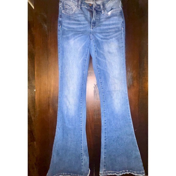 Vervet Blue High Waisted Flare Jeans Medium Wash Raw Hem Size 26 T5073-P