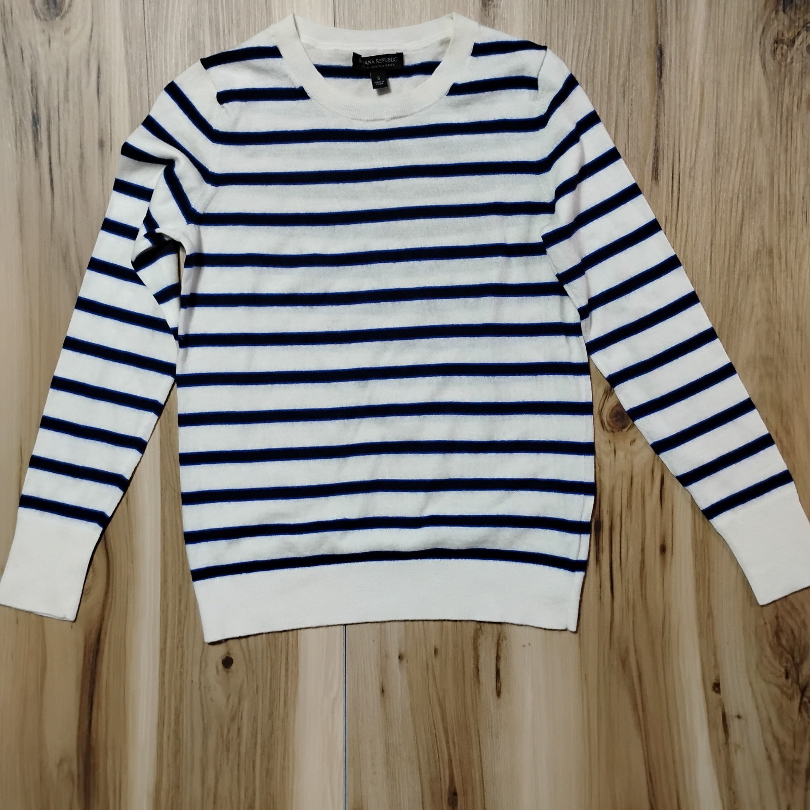 Vtg Banana Republic 100% Extra Fine Merino Wool Stripe Sweater Crew Women&rsquo;s SM