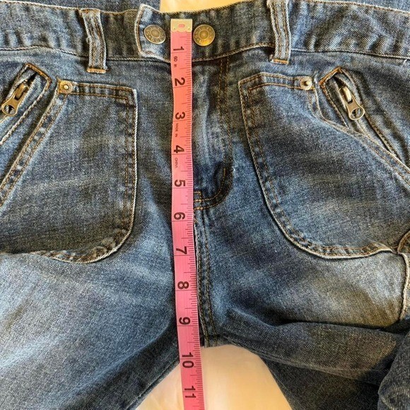 Guess Vintage bootcut jeans mid to low rise Size 32