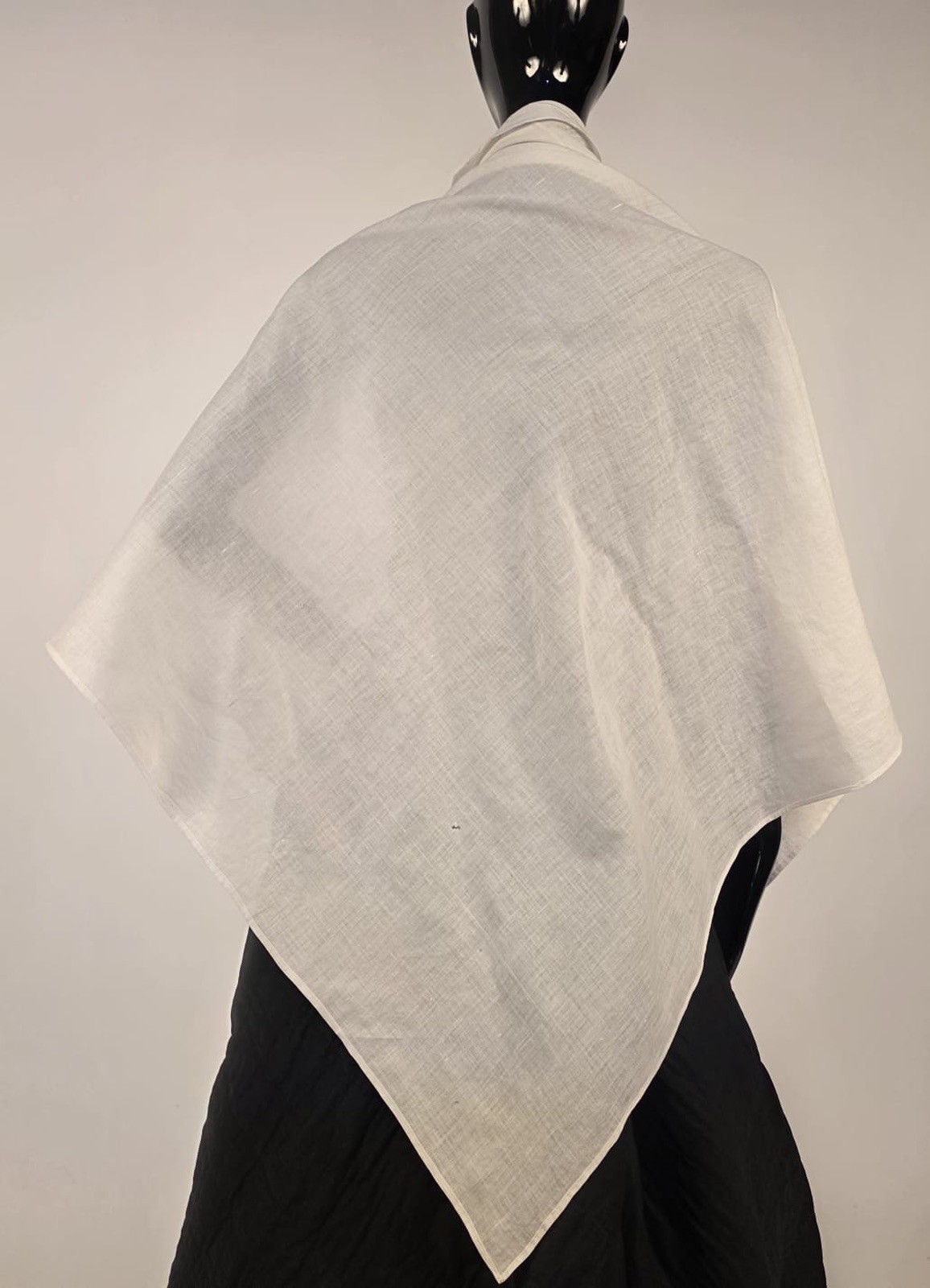 HAND SEWN MID 19TH C PLAIN MUSLIN TRIANGLE SHAWL FOR DRESS