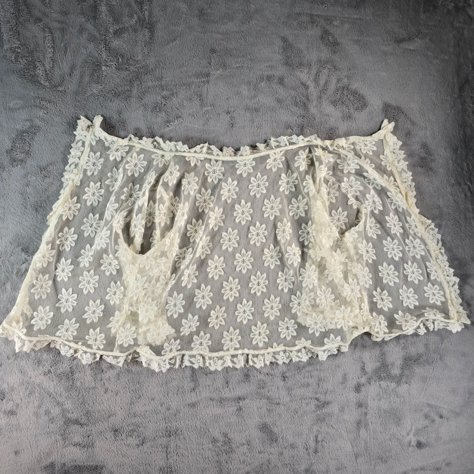 Vintage 1990s Unbranded Mesh Lace Daisy Embroidered Open Front Coverup (L) *Fair