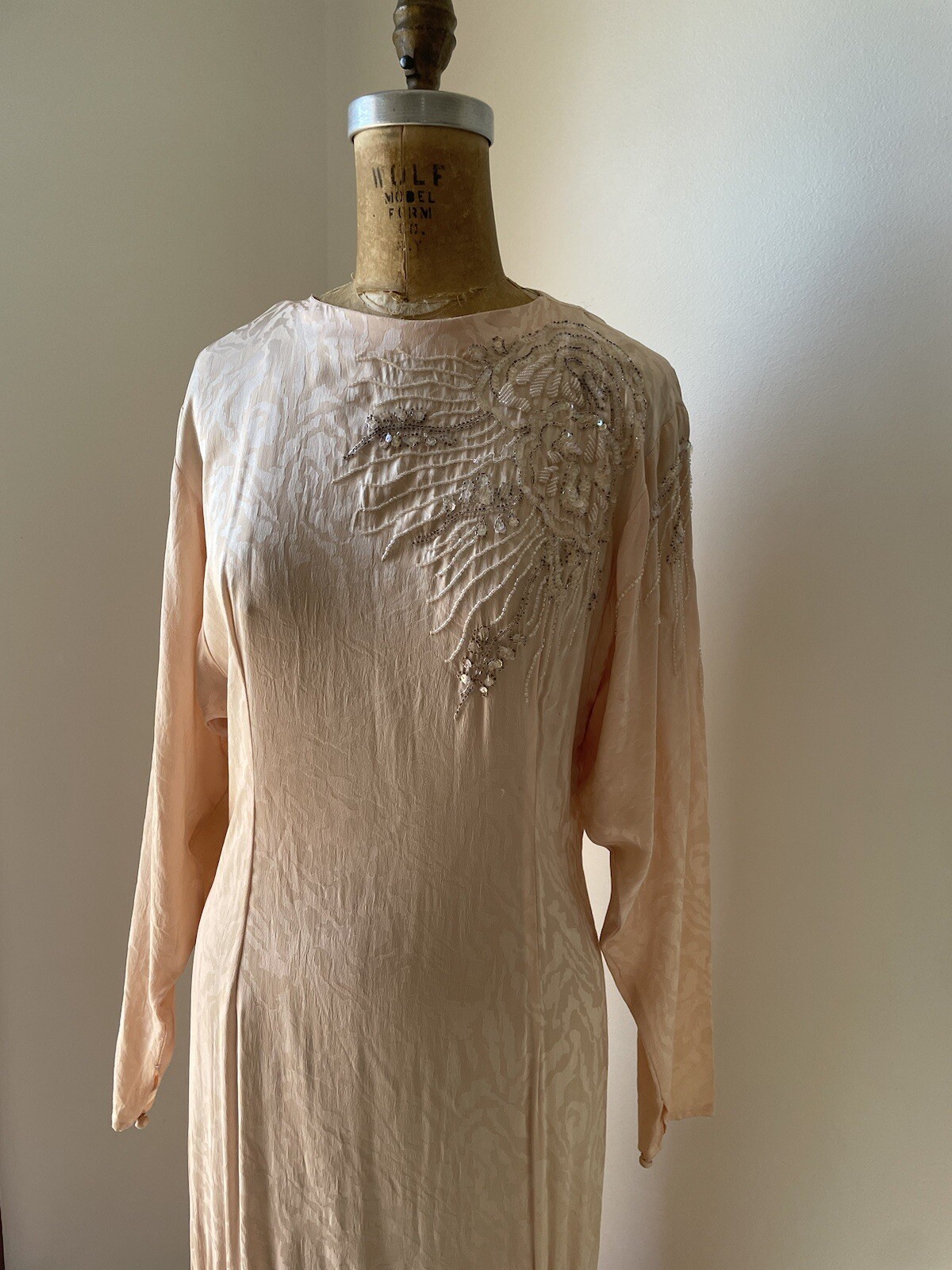 Vintage ‘80s Peach Jacquard Silk Cocktail Dress Sequin Party Dress M