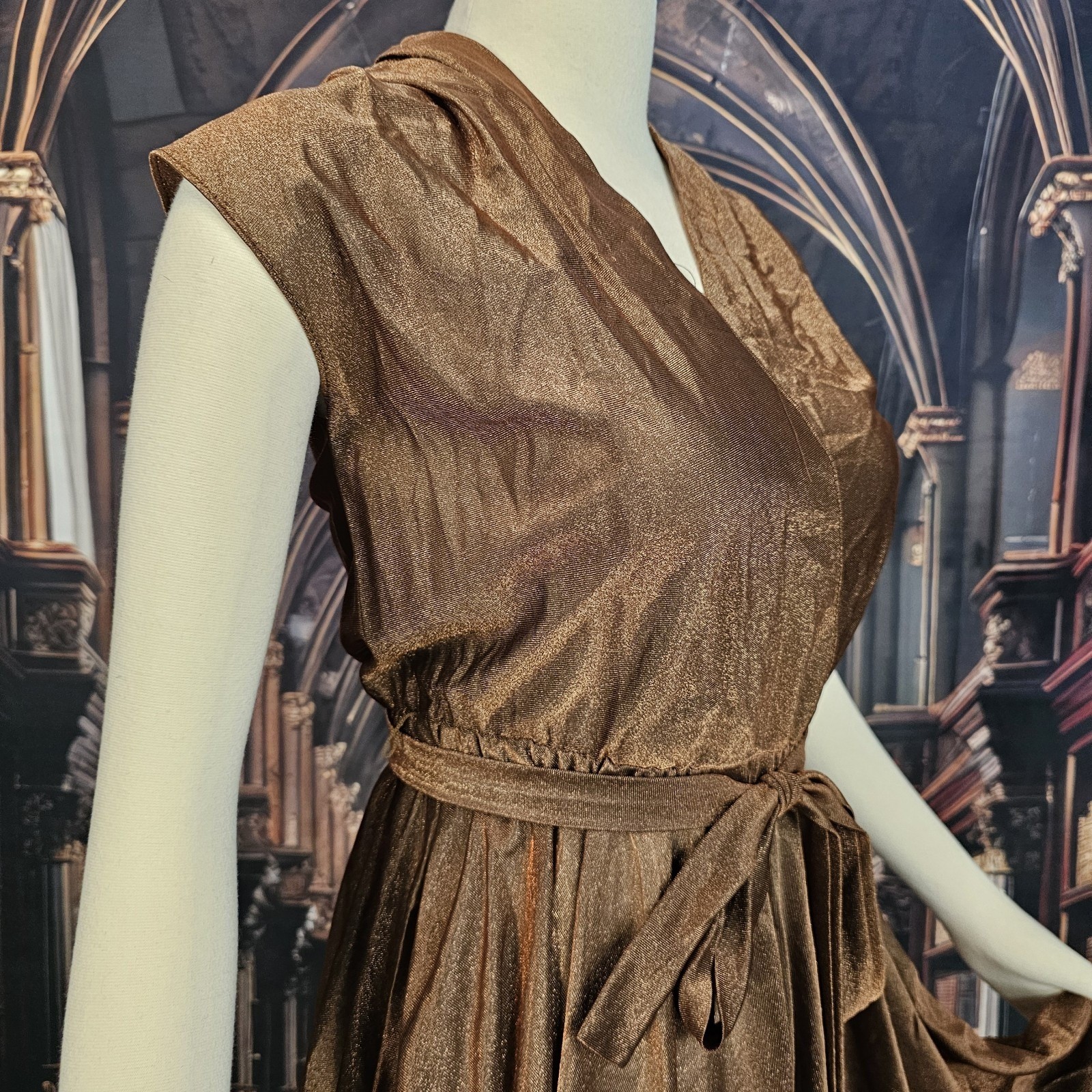 Vintage 1970s Dress Copper Brown V-neckline Cap Sleeve Tie Waist Circle Skirt
