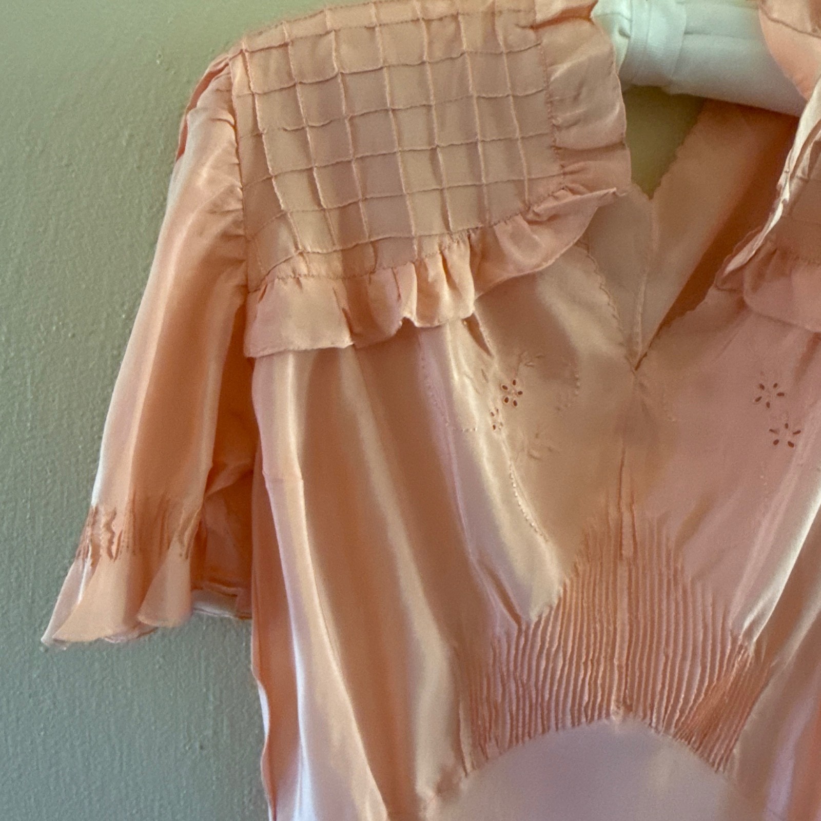 Vintage 1940&rsquo;s Italian 100% Silk Handmade Peach/Pink/Coral Nightgown Never Worn